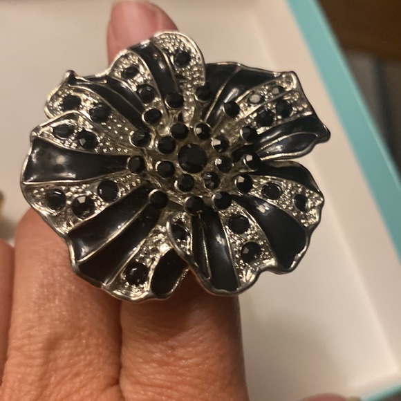 Costume Rings. 4 total. All stretchy bands - Picture 6 of 7